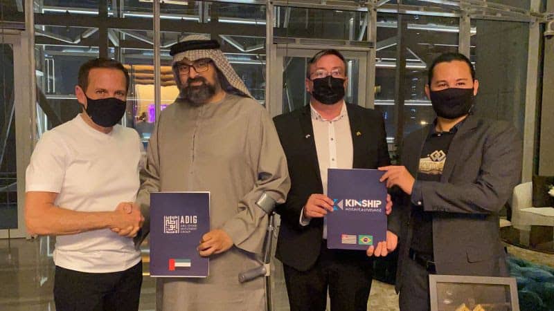 Kinship firma acordo em Dubai para lançar startup nos Emirados Árabes Unidos