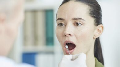 HPV na boca sintomas, transmissão e como tratar
